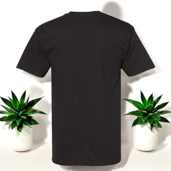 Heritaj Richard Pryor-Red Abstract Art Mural Tee - Picture 2 of 13